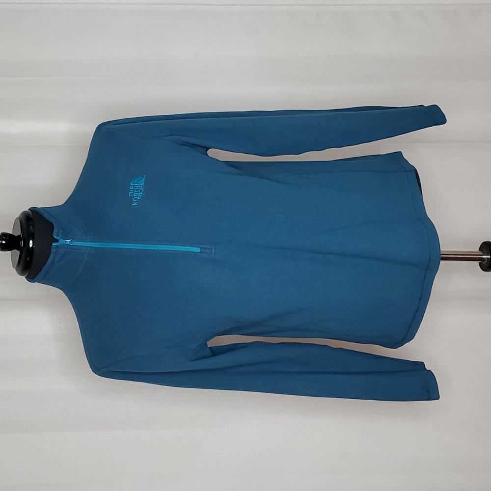 The North Face pullover sweater Medium